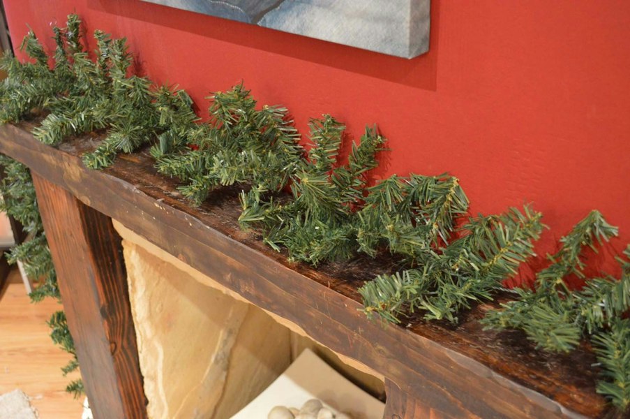 Samuel Alexander Pack of 4 x 2.7m (9ft) x 20cm Canadian Pine Christmas Garland Plain Green