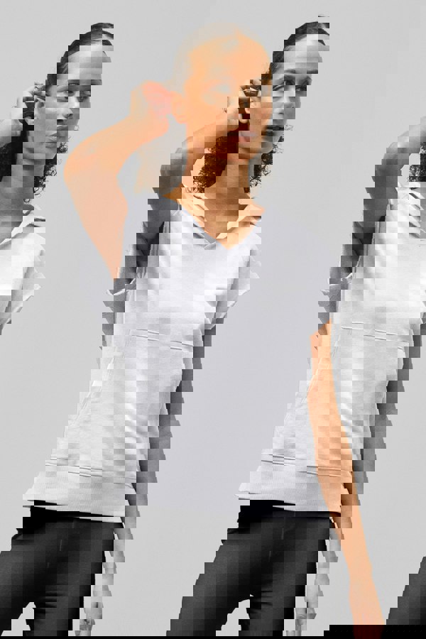 ENORSIA Sleeveless Raw Edge Hoodie