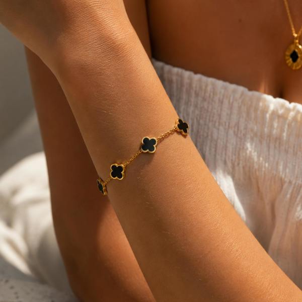 Blair Bracelet - 18K Gold Plated Stainless Steel Clover Bracelet