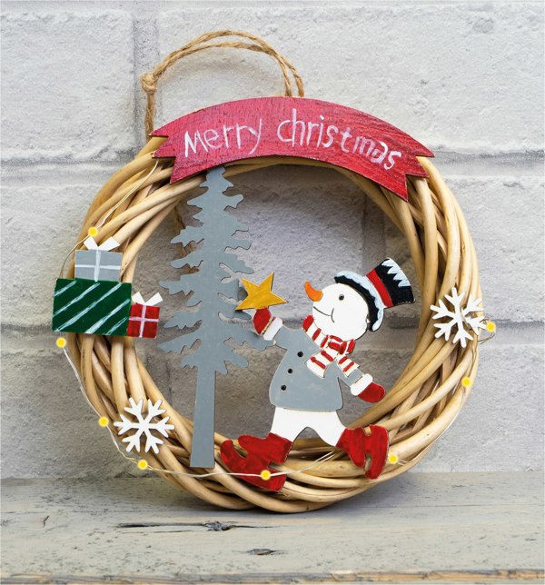 St Helens Natural Colour  Hanging Wicker  Wreath With Snowma