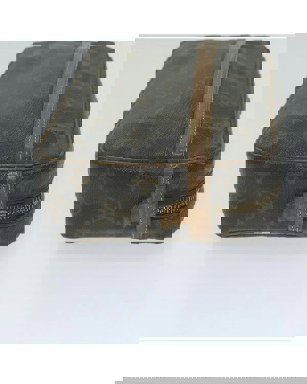 163857954.jpg
