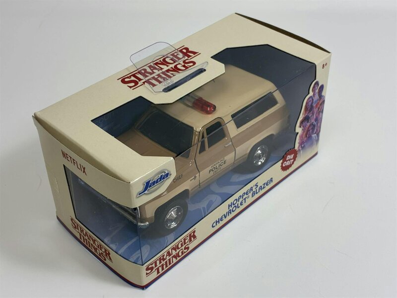 MCSlots Stranger Things Hoppers Chevrolet K5 Blazer 1:32 Scale Jada 31114