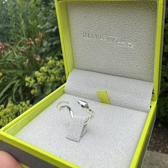 Reeves & Reeves Adjustable Snake Ring