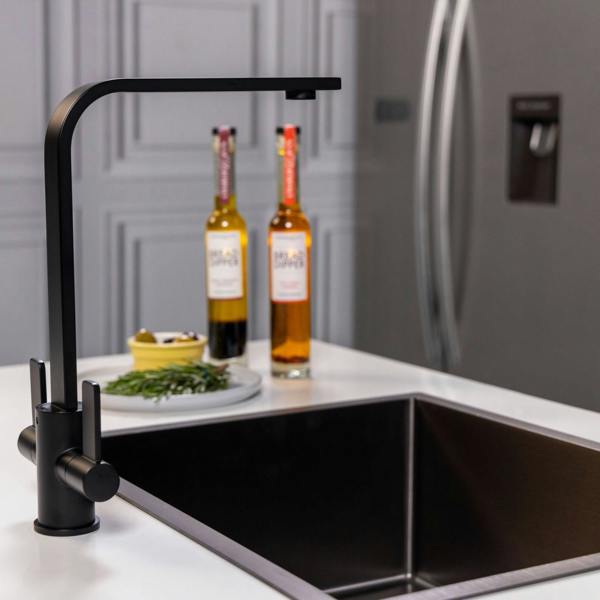 Flode Paddla | Dual Lever Kitchen Tap | Swan Neck Design | Matt Black