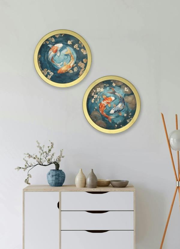 Exceptional Art Japanese Koi Carp Dawn - 30cm Gold Round Box Frame