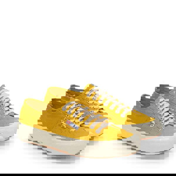 Superga Unisex Adult 2750 OG Trainers - Mango Yellow/Off White - 