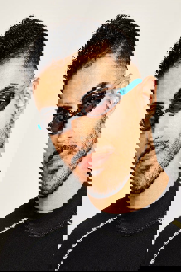  img-1-turquoise-none