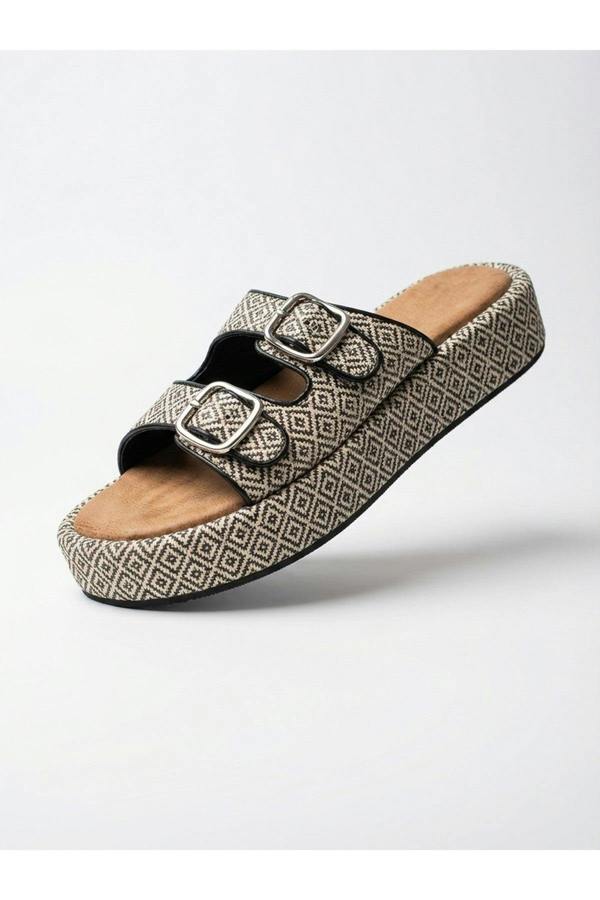 Vera Diamond Pattern Platform Sandals - Black