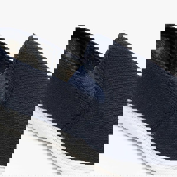 1582814752-74704700.jpg