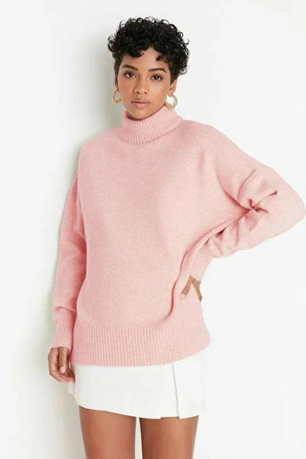Hoxton Gal Relaxed Fit Soft-Texture Knit Sweater