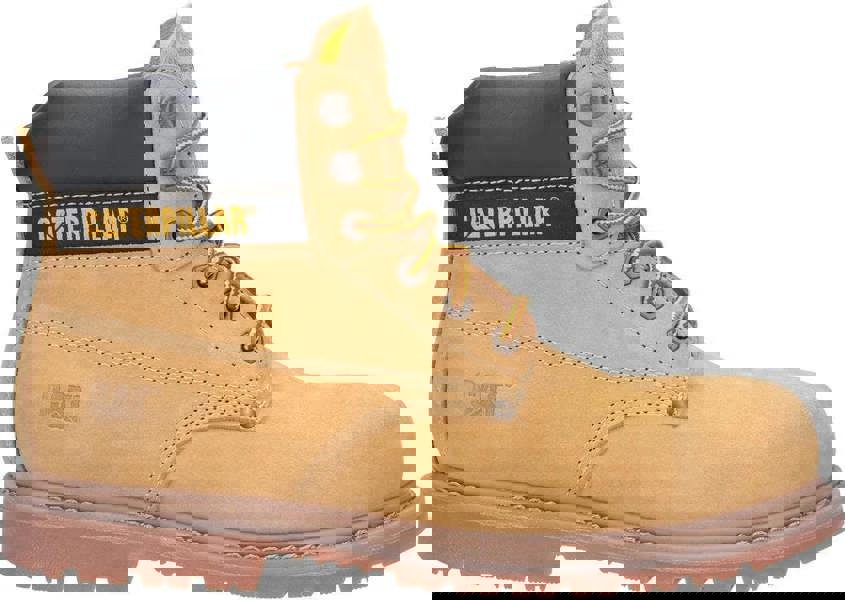 Caterpillar PowerPlant Mens SB Safety Classic Steel Toe Work Boots, sturdy tan leather work boot with black padded collar and yellow laces.