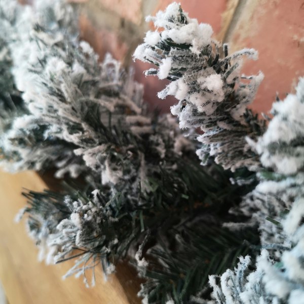 Samuel Alexander 9ft (2.7m) Premier Christmas Snow Flocked Woodcote Fir Garland