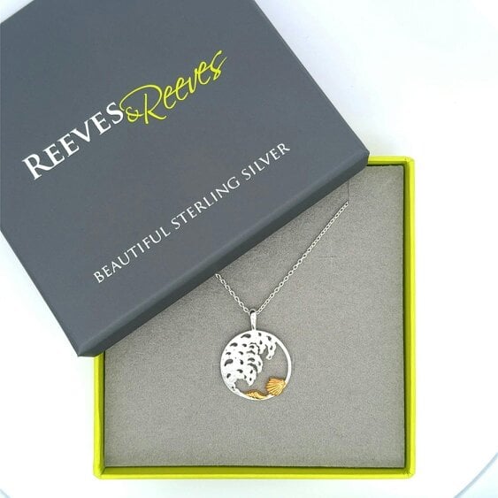 Reeves & Reeves Ocean Wave Necklace