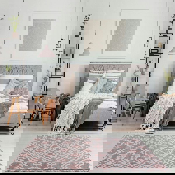 Machine Washable Flatweave Moroccan Rug Pink