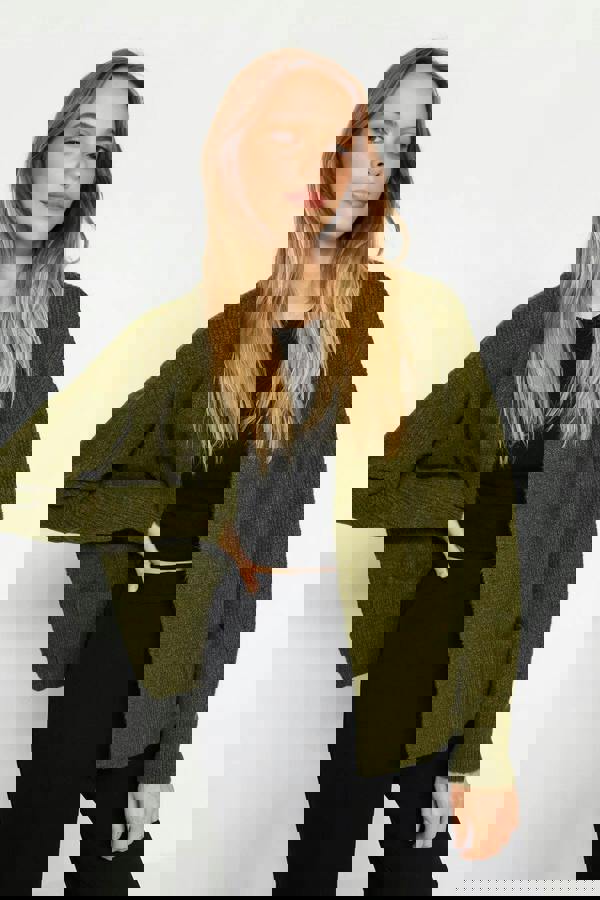 WOVCOR Soft Textured Pocket Detailed Knit Cardigan