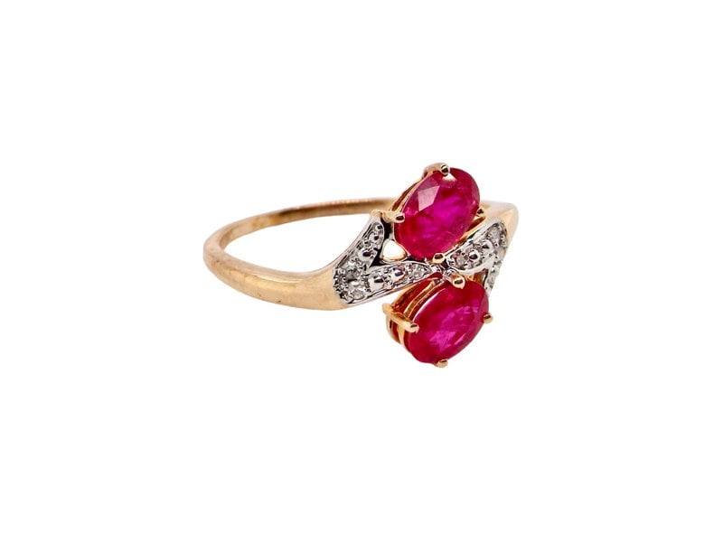 Vintage Tom A 9 carat gold ruby and diamond ring