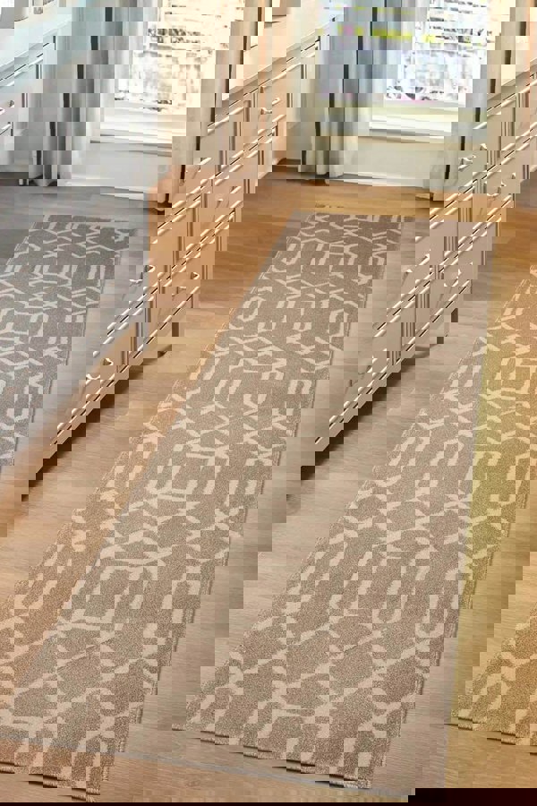 Newport Lattice Rug – Textured Geometric