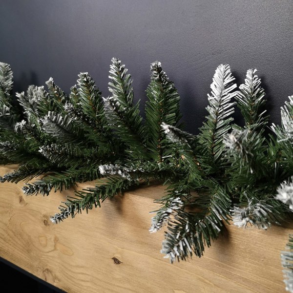 Samuel Alexander 2.7m x 25cm Snow Tipped Plain Christmas Garland with 200 Tips