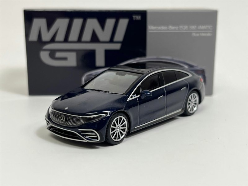 Mini GT Mercedes-Benz EQS 580 4MATIC Blue Metallic RHD 1:64 Scale MGT00559R