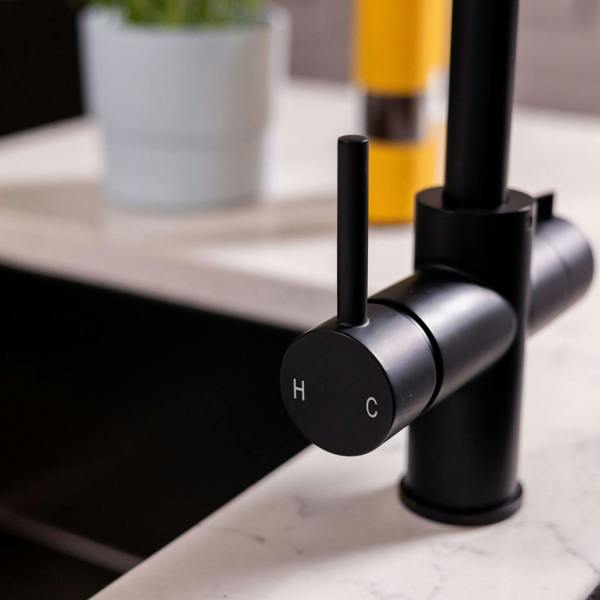 Flode tre | 3 in 1 Boiling Water Tap | Matt Black Finish