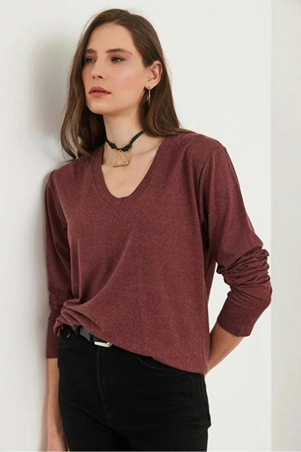 Hoxton Gal V-Neck Wool-Viscose Draped Sweater