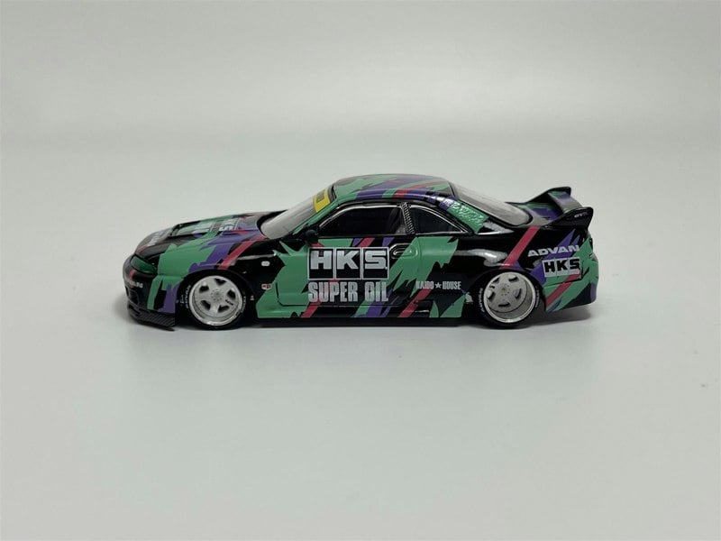 Mini GT Nissan Skyline GTR R33 HKS V1 1:64 Scale Kaido House Mini GT MGTKHMG129