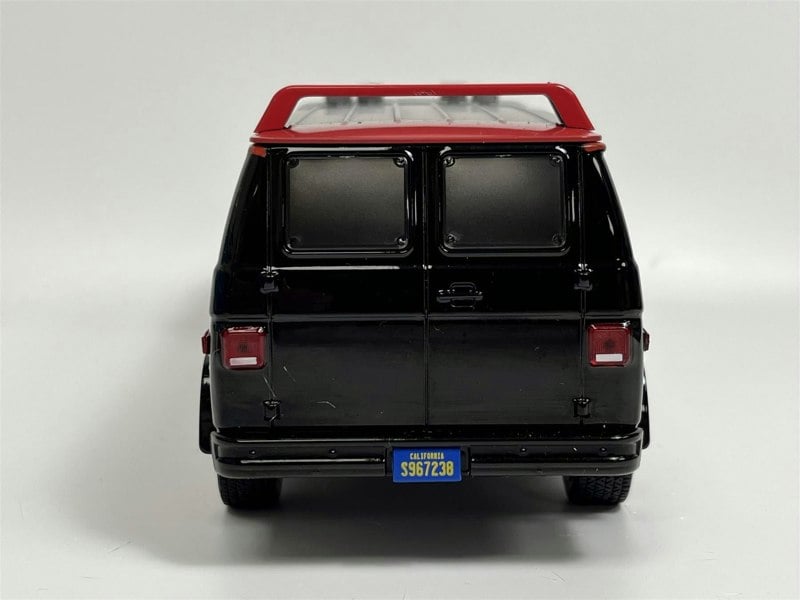 Greenlight The A Team 1983 GMC Vandura 1:24 Scale Greenlight 84072