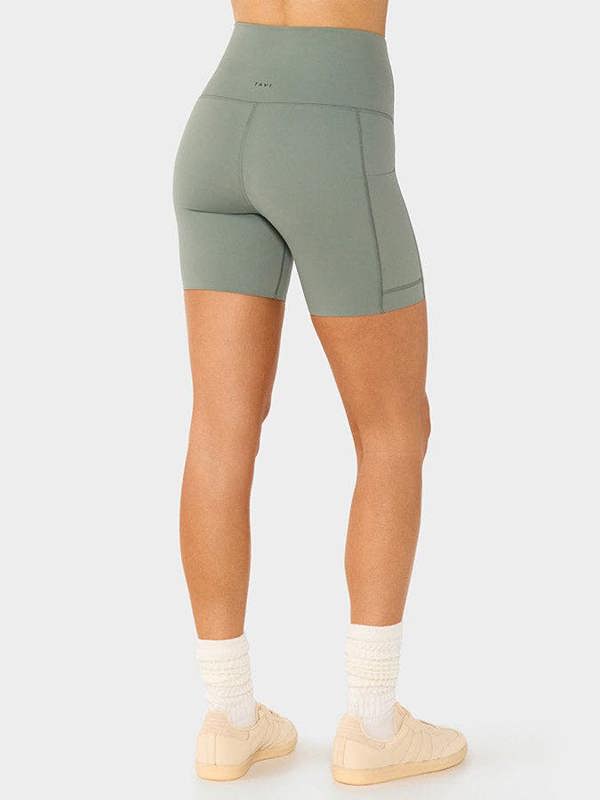 Tavi Stash & Dash Biker Shorts 6"
