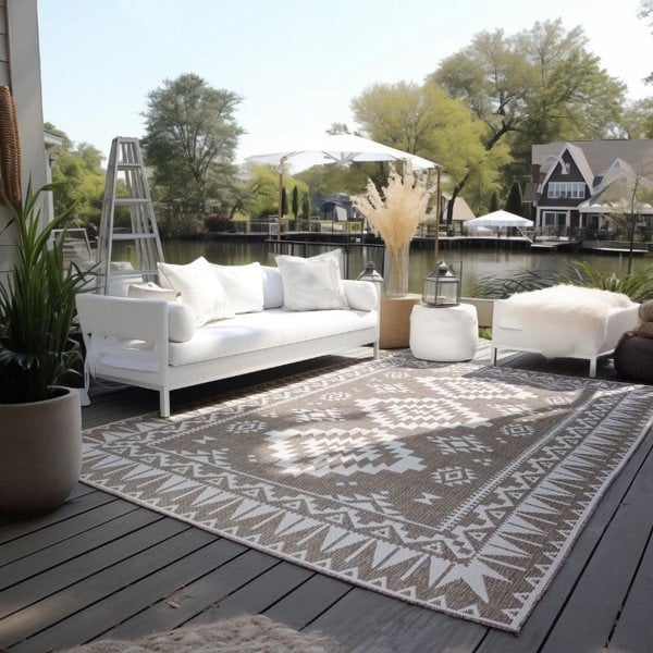 Dynamic Indoor & Outdoor Reversible Beige Rug
