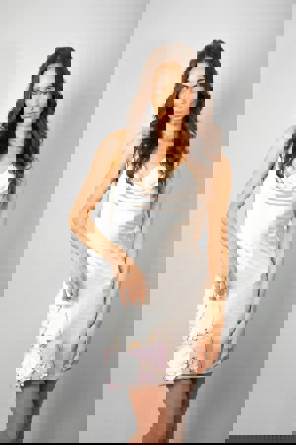 SVNX Square clutch Bag with 3D florals and Rhinestone handle in Pink