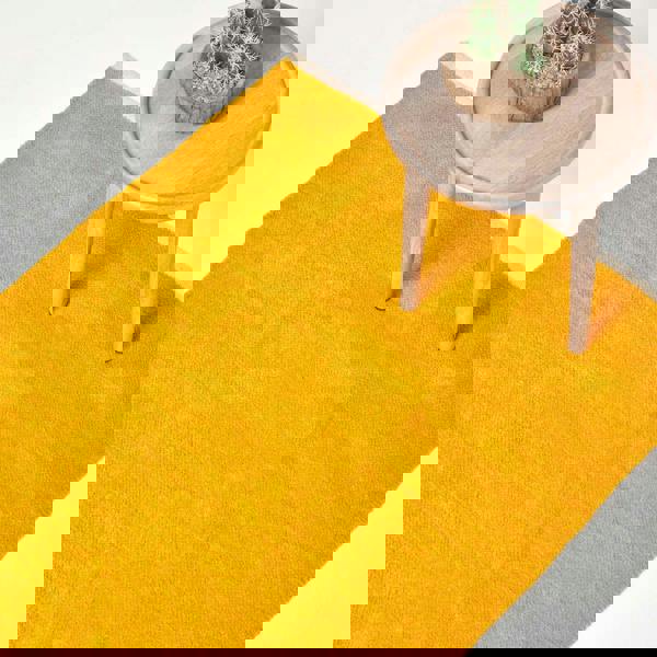 HOMESCAPES Cotton Plain Chenille Rug with Natural Trim