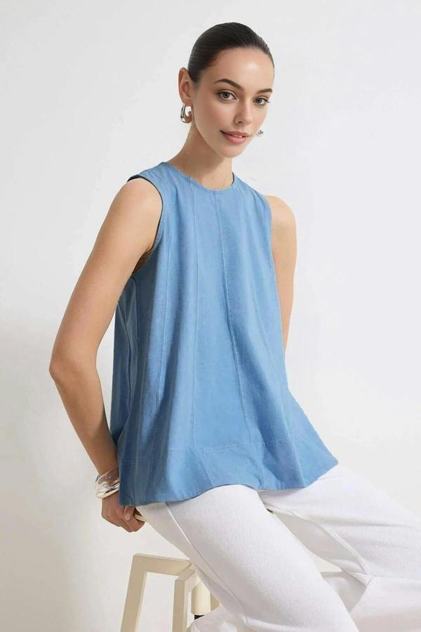WOVCOR Relaxed Crew Neck Sleeveless Stitched Detail Knitted Blouse