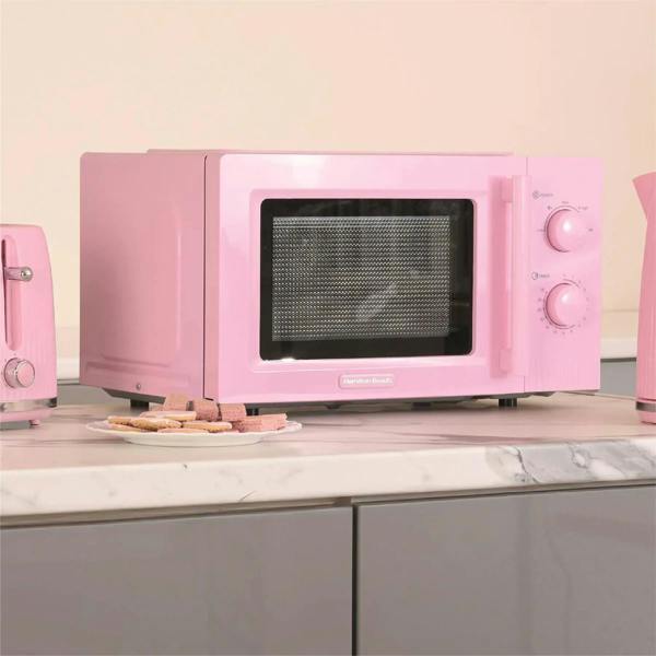 Hamilton Beach Miami Manual 800W Microwave - Flamingo Pink - Hamilton Beach UK
