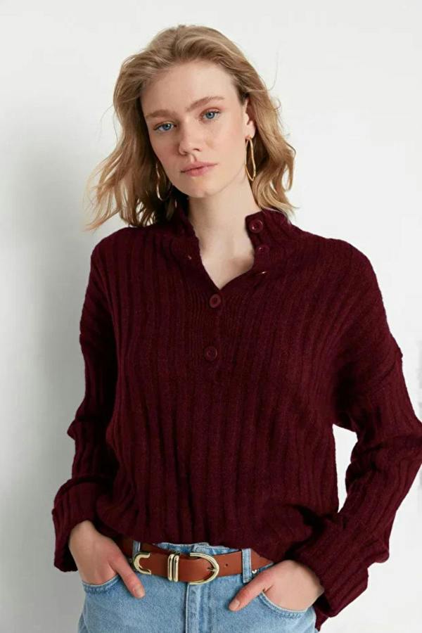 Hoxton Gal Oversized Soft-Textured High Neck Knit Top