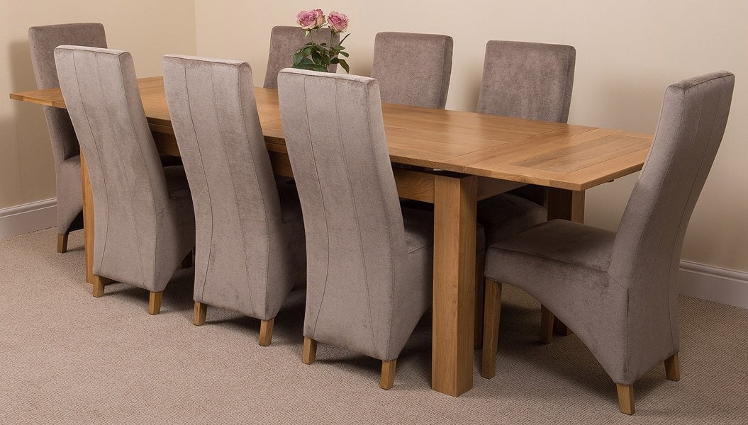 That's Furniture Richmond Large Oak Extending Dining Table with Lola Fabric Chairs