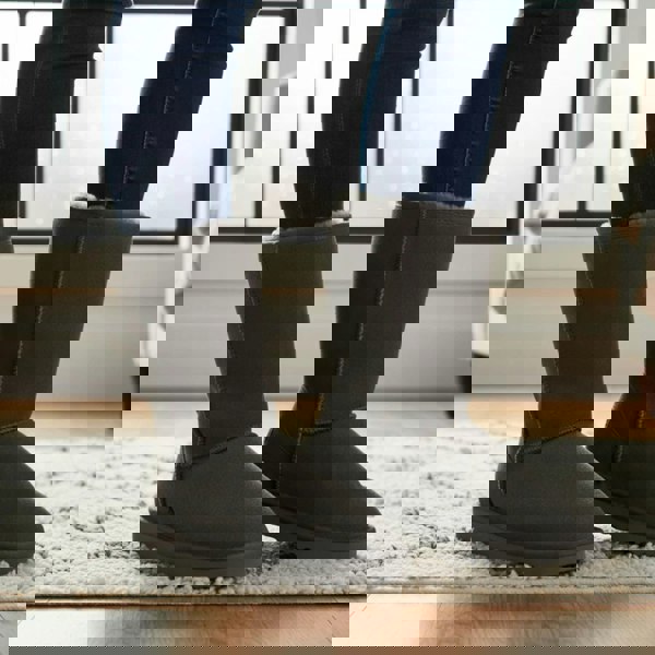 Leather Company Dusk - Women's Sheepskin Suede Winter Boots