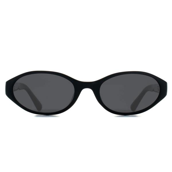 Quay Sunglasses Aura Points 78619 Black Smoke Grey