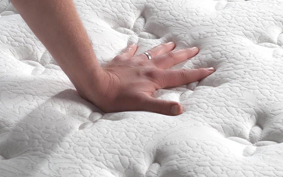 SleepSoul Cloud 800 Pocket Memory Pillow Top Mattress