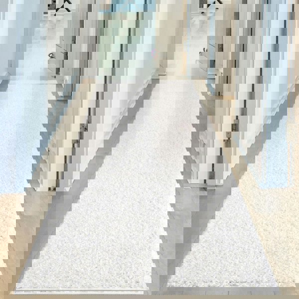 Shaggy Rug Plain White high quality, non-shedding