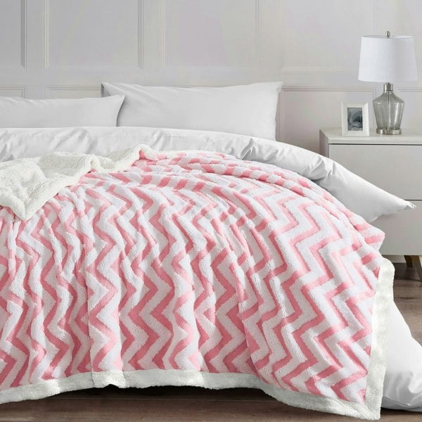 Velosso Jacquard Chevron Sherpa Reverse Throw - 150cm x 200cm