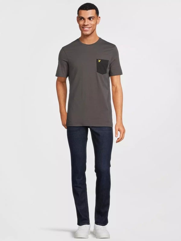 Lyle & Scott Contrast Pocket T-Shirt - Dark Grey