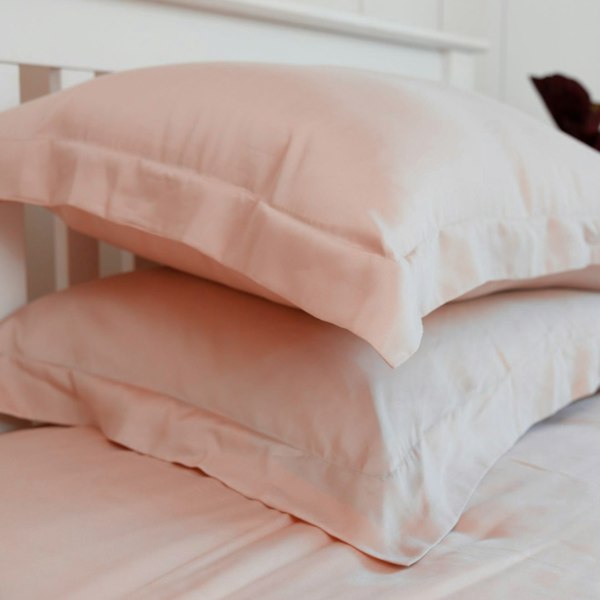 Ethical Bedding Eucalyptus Silk Fitted Sheet - Rose