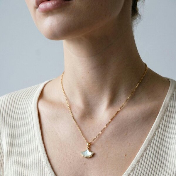 Uchi & Soto Gingko Gold Pendant Necklace