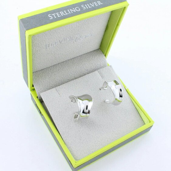 Reeves & Reeves Wide Swoosh Hoop Earrings