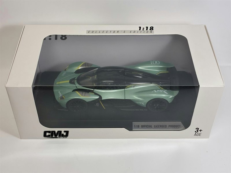 Aston Martin Valkyrie Appletree Green 1:18 Scale CMJ Diecast DC118AMVKSG