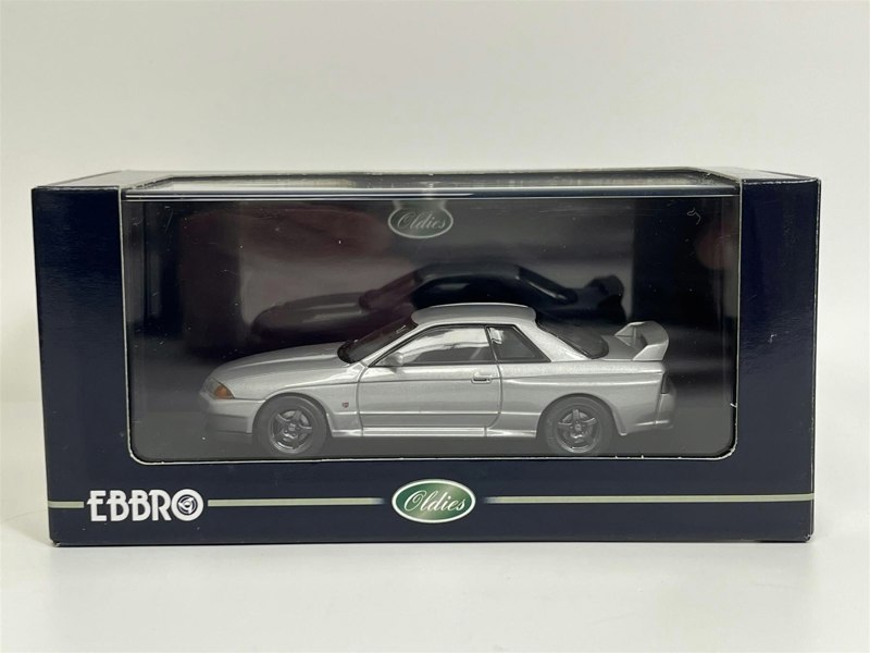 Ebbro Nissan Skyline GT R R32 Silver 1:43 Ebbro 761