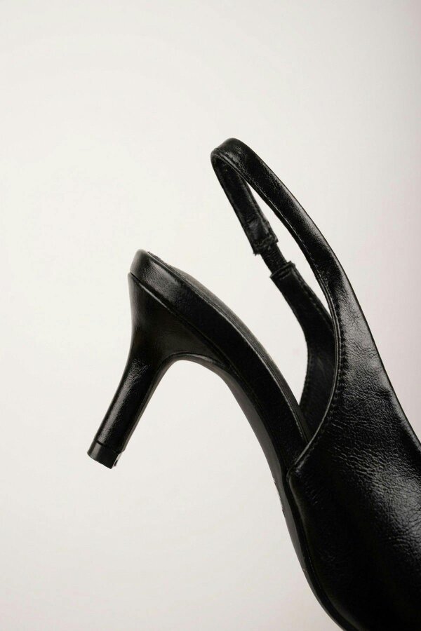 ikrush Cordelia Pointed Toe Slingback Kitten Heels