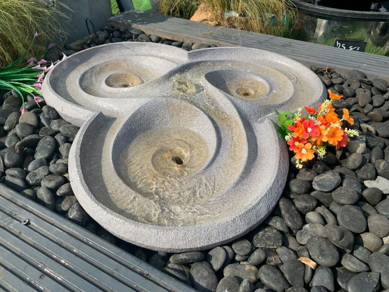 Tranquillity Water Features Dropa Stone Contemporary Solar Water Feature