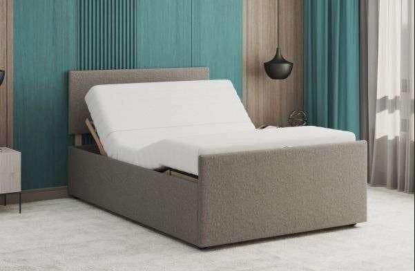 Paradise Beds Double (4ft6 x 6ft6) Electric Adjustable Bed With Memory Mattress