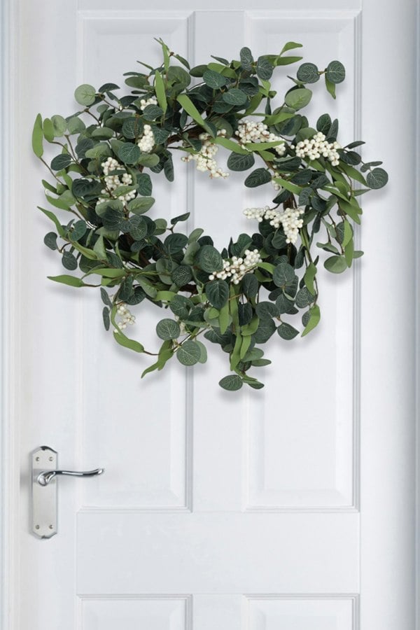 Living and Home D55cm Artificial Topiary Hanging Wreath Eucalyptus Leaf Decoration